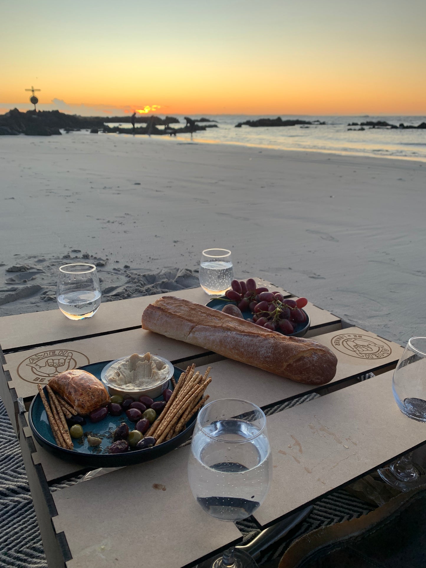 "Aweh Foldable Picnic Table"